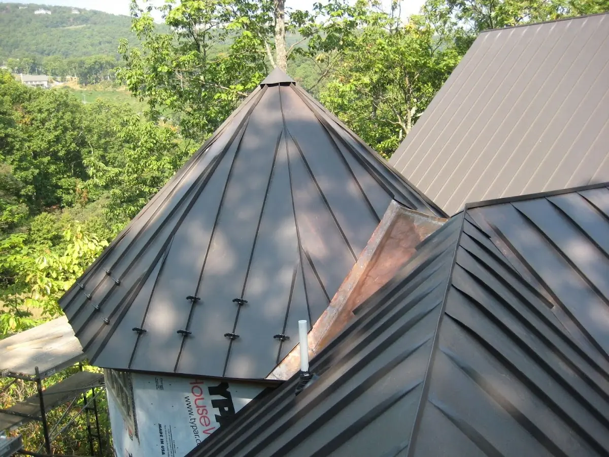 Professional Roof Tarp Installation by Craftsman Roofing in Blue Hills